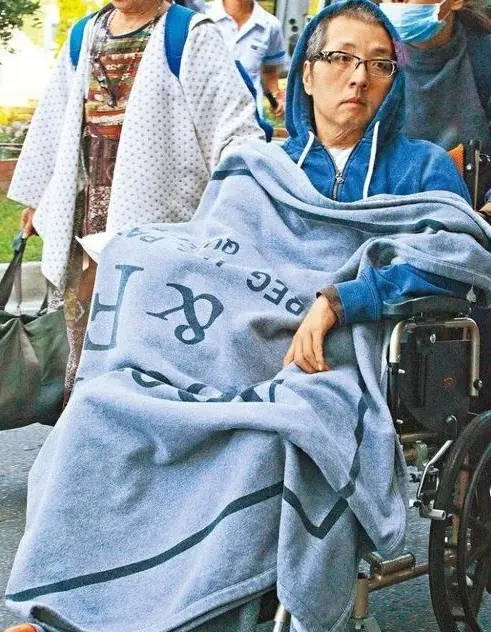 袁惟仁被曝送急诊 原因疑似为发烧、排尿不太正常 -第1张图片-旧杳电影网