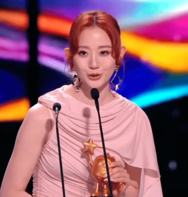 万千惠否认《姐姐当家》有剧本：生活比艺术更精彩-第1张图片-旧杳电影网