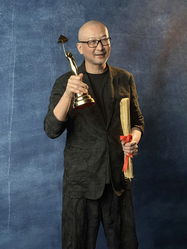 导演管虎获开罗国际电影节终身成就奖-第4张图片-旧杳电影网