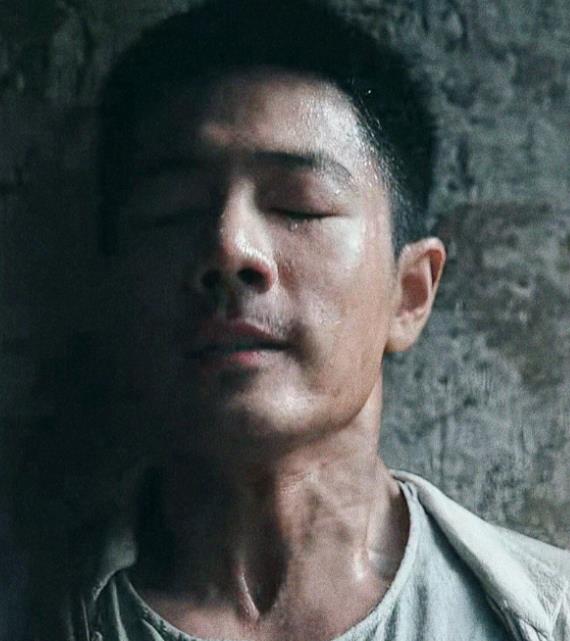 面相彻底变了!38岁尹正再破天花板,王宝强的话一点都没说错-第4张图片-旧杳电影网 面相彻底变了!38岁尹正再破天花板,王宝强的话一点都没说错-第4张图片-旧杳电影网