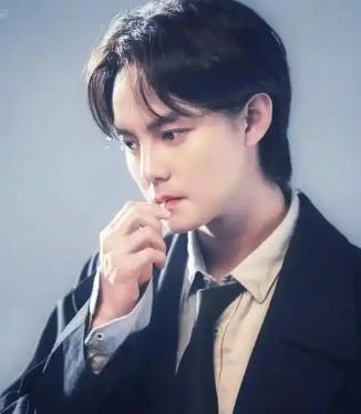 面相彻底变了!38岁尹正再破天花板,王宝强的话一点都没说错-第17张图片-旧杳电影网 面相彻底变了!38岁尹正再破天花板,王宝强的话一点都没说错-第17张图片-旧杳电影网