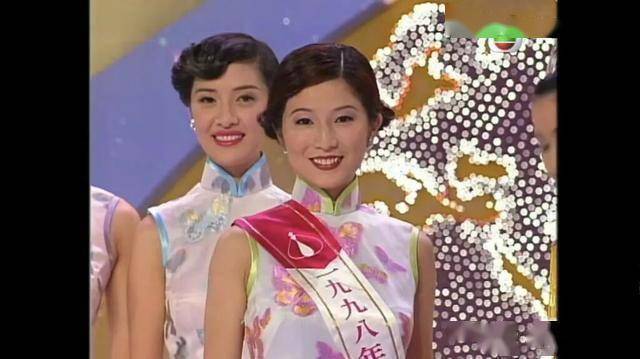 前港姐乳癌复发痛到无法站立,全靠两女儿支持乐观抗癌魔-第1张图片-旧杳电影网 前港姐乳癌复发痛到无法站立,全靠两女儿支持乐观抗癌魔-第1张图片-旧杳电影网