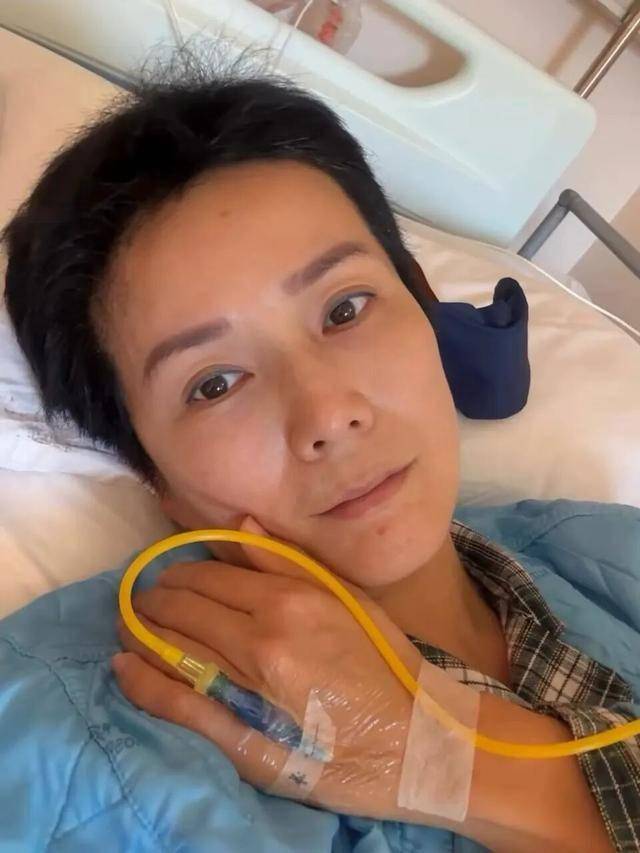 前港姐乳癌复发痛到无法站立,全靠两女儿支持乐观抗癌魔-第8张图片-旧杳电影网 前港姐乳癌复发痛到无法站立,全靠两女儿支持乐观抗癌魔-第8张图片-旧杳电影网