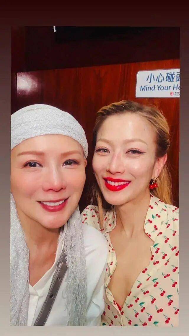 前港姐乳癌复发痛到无法站立,全靠两女儿支持乐观抗癌魔-第9张图片-旧杳电影网 前港姐乳癌复发痛到无法站立,全靠两女儿支持乐观抗癌魔-第9张图片-旧杳电影网