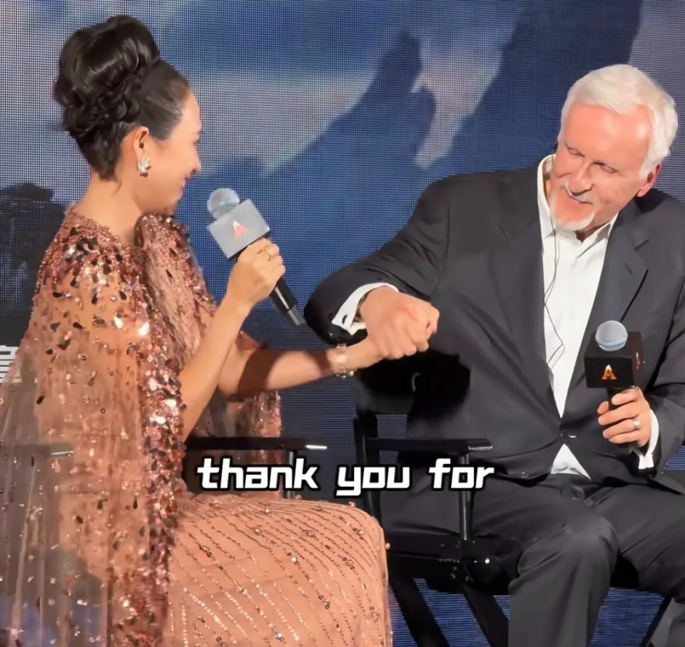 章子怡被吐槽拜高踩低！主动和卡梅隆热聊，对孙俪邓超略显冷淡-第20张图片-旧杳电影网