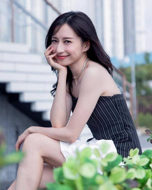 TVB视后龚嘉欣庆生，少妇联盟大搞睡衣派对，事业登顶感情随缘-第8张图片-旧杳电影网