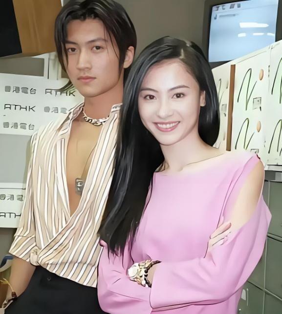 不再隐瞒！谢霆锋坦言拒绝和王菲结婚的真相，终为自己选择买了单-第1张图片-旧杳电影网