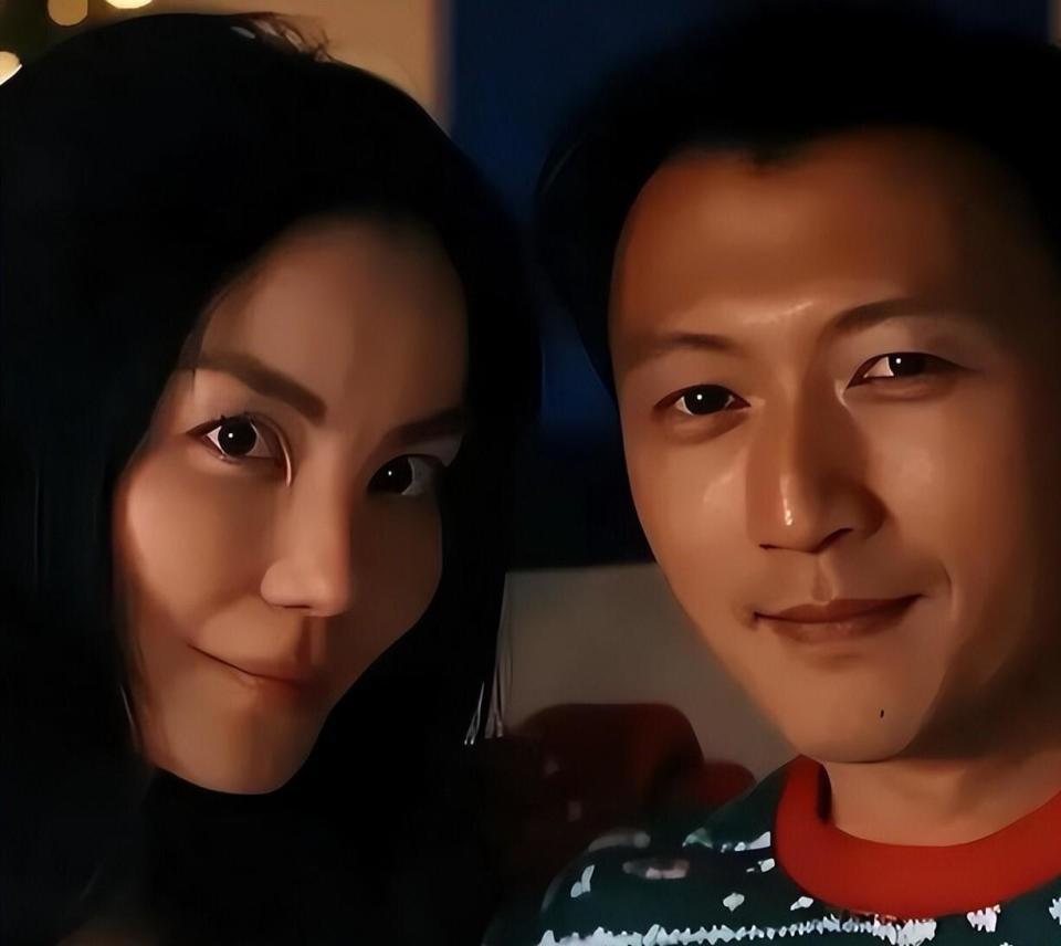 不再隐瞒！谢霆锋坦言拒绝和王菲结婚的真相，终为自己选择买了单-第5张图片-旧杳电影网