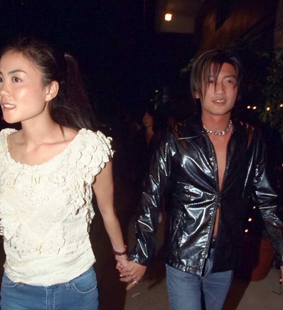 和王菲复合11年,谢霆锋坦言不婚的原因,担心的事还是发生了-第6张图片-旧杳电影网 和王菲复合11年,谢霆锋坦言不婚的原因,担心的事还是发生了-第6张图片-旧杳电影网