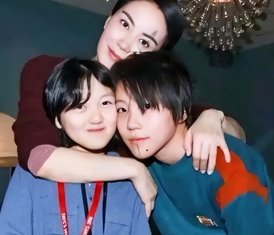 和王菲复合11年,谢霆锋坦言不婚的原因,担心的事还是发生了-第17张图片-旧杳电影网 和王菲复合11年,谢霆锋坦言不婚的原因,担心的事还是发生了-第17张图片-旧杳电影网