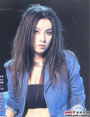 廖碧儿-第1张图片-旧杳电影网