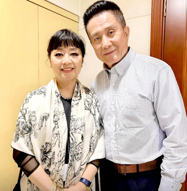 殷秀梅:结婚当场就想离!自己没有孩子,为弟弟养女儿,如今值吗?-第3张图片-旧杳电影网 殷秀梅:结婚当场就想离!自己没有孩子,为弟弟养女儿,如今值吗?-第3张图片-旧杳电影网