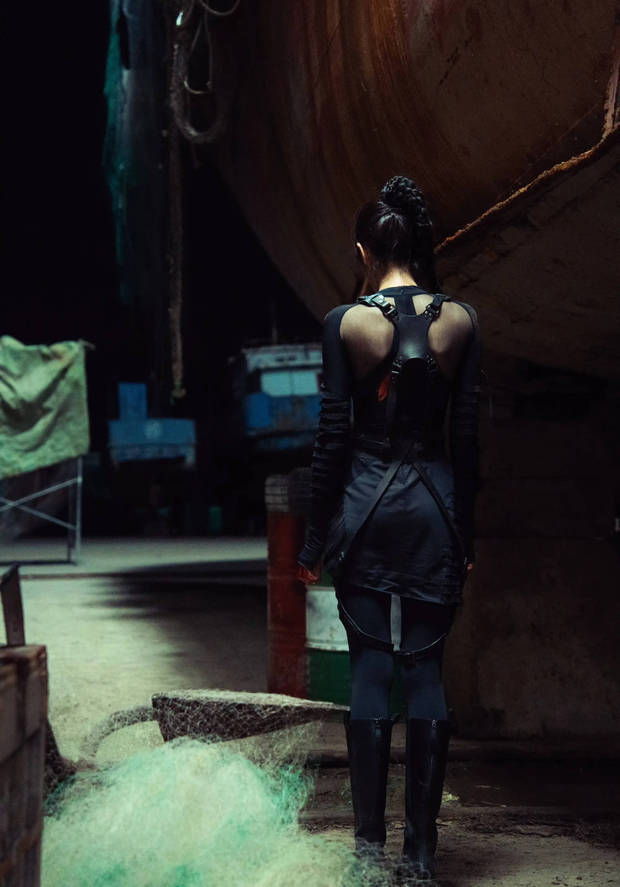 迪丽热巴更新美照！暖阳下笑容灿烂 治愈感拉满超养眼-第7张图片-旧杳电影网