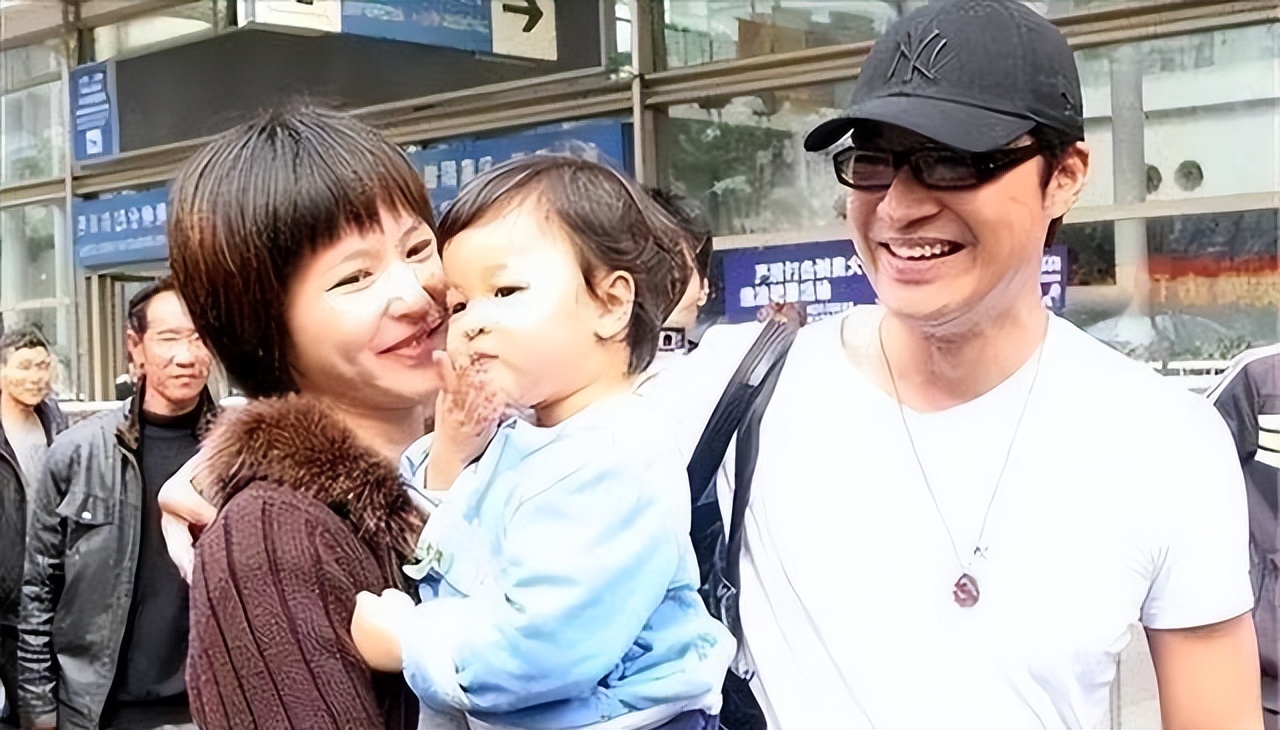 马景涛现状:发福到认不出,和新女友很甜蜜,辽宁亲戚和他很亲近-第6张图片-旧杳电影网 马景涛现状:发福到认不出,和新女友很甜蜜,辽宁亲戚和他很亲近-第6张图片-旧杳电影网