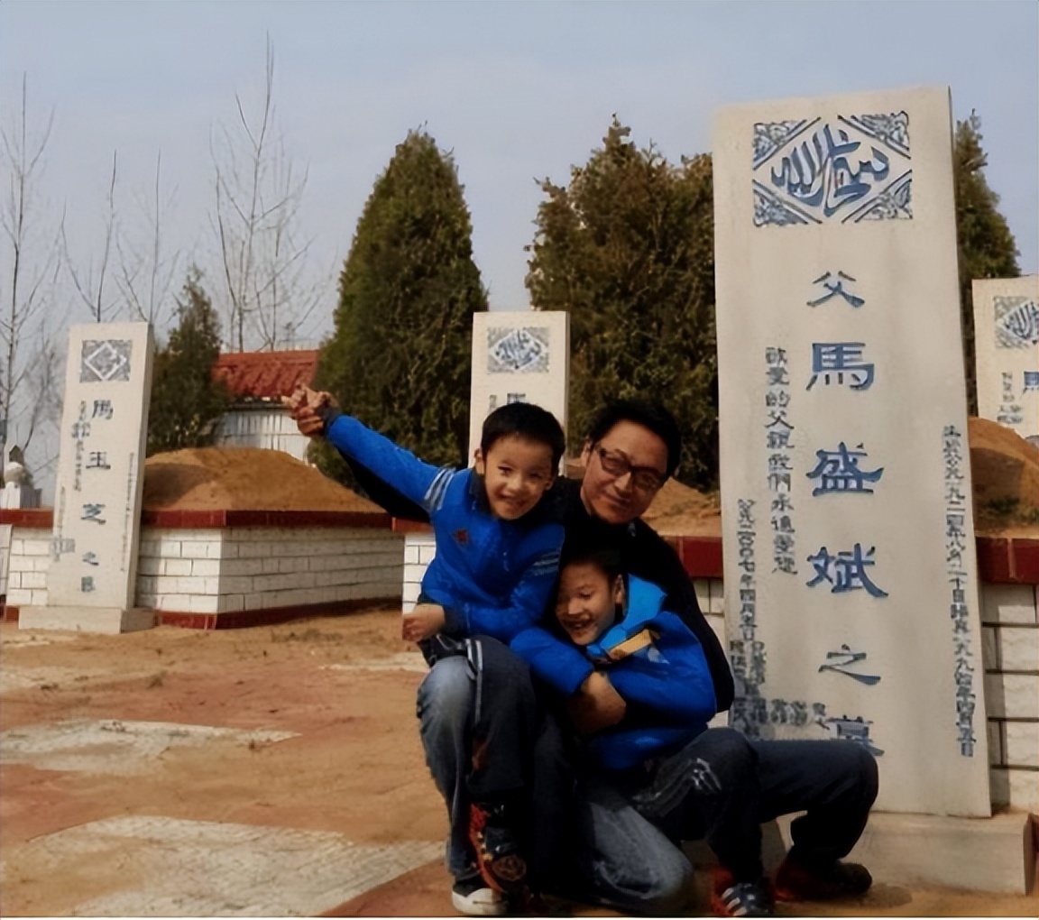 马景涛现状:发福到认不出,和新女友很甜蜜,辽宁亲戚和他很亲近-第9张图片-旧杳电影网 马景涛现状:发福到认不出,和新女友很甜蜜,辽宁亲戚和他很亲近-第9张图片-旧杳电影网