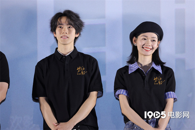 《岁岁平安》首映 段奥娟-自身经历和岁岁有共鸣-第4张图片-旧杳电影网