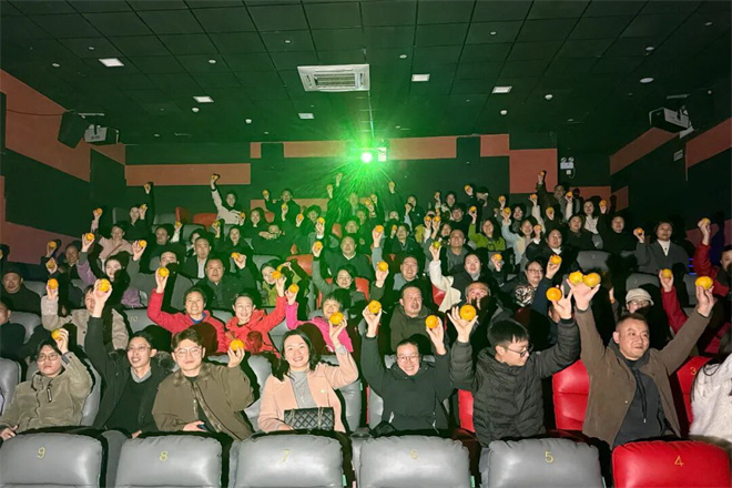 滚烫热血书写时代——昭阳区融媒体中心记者虎伶俐专访《白桔》作者沈力-第8张图片-旧杳电影网 滚烫热血书写时代——昭阳区融媒体中心记者虎伶俐专访《白桔》作者沈力-第8张图片-旧杳电影网