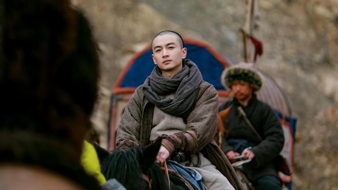 陈晓：在沉默中蓄力，以角色破局-第3张图片-旧杳电影网