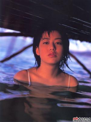 黑羽夏奈子-第1张图片-旧杳电影网