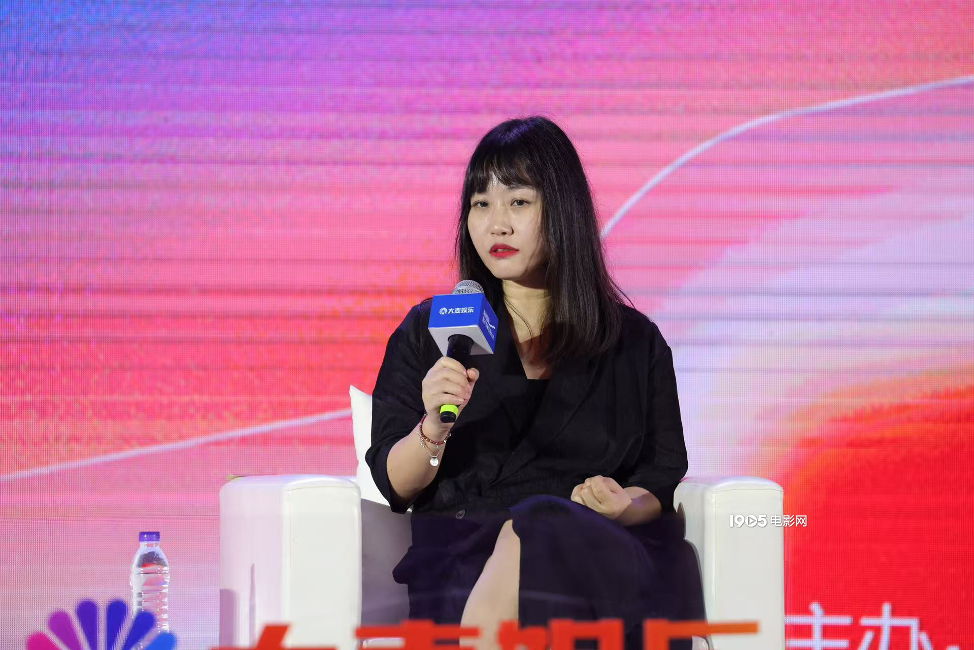 海纳圆桌论坛:焦雄屏李媛等为青年导演建言献策-第4张图片-旧杳电影网 海纳圆桌论坛:焦雄屏李媛等为青年导演建言献策-第4张图片-旧杳电影网