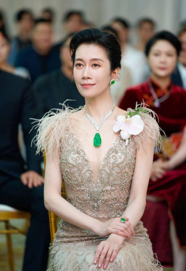 温峥嵘回应卖面膜争议：公安机关已刑事立案-第2张图片-旧杳电影网