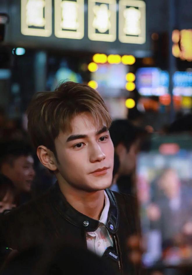 98年翻版金城武，“正统男港星”终于又出现了-第8张图片-旧杳电影网