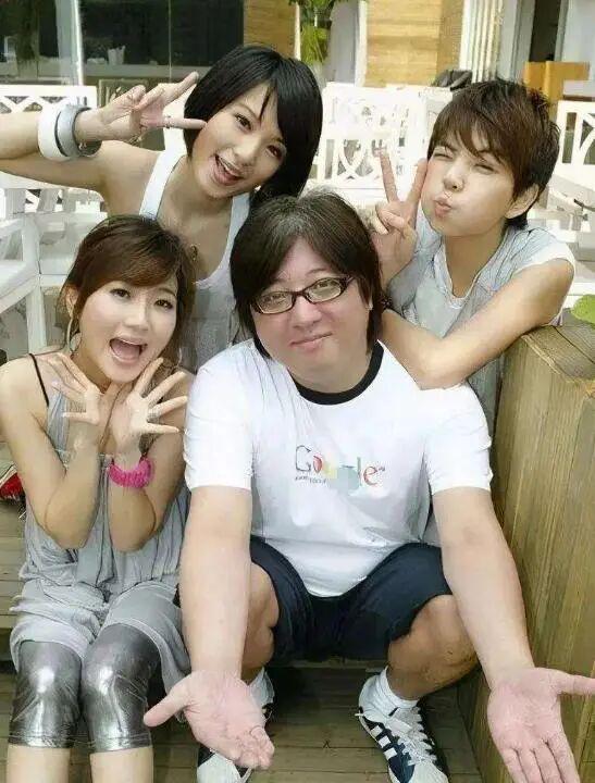 乐坛顶流，已成植物人-第10张图片-旧杳电影网