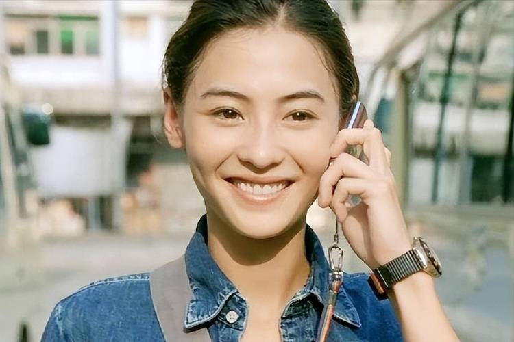 不拼事业拼生育？45岁张柏芝近况曝光，直言当妈妈才是人生目标-第3张图片-旧杳电影网