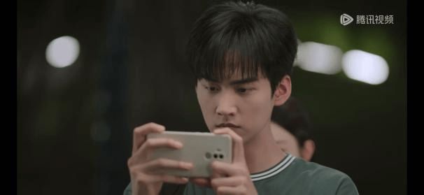 甜而不腻，《狙击蝴蝶》拍出了爱的纯粹原貌-第12张图片-旧杳电影网