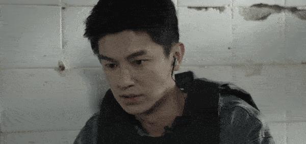 《黑白局》的“千层饼”叙事：你以为你在第三层，其实编剧在第五层-第4张图片-旧杳电影网