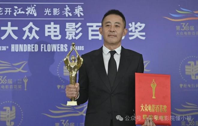 58岁侯勇老来得子！三婚老婆小20多岁，满身名牌，逛街拎18万包包-第9张图片-旧杳电影网