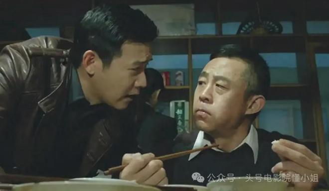 58岁侯勇老来得子！三婚老婆小20多岁，满身名牌，逛街拎18万包包-第7张图片-旧杳电影网