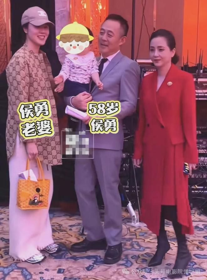 58岁侯勇老来得子！三婚老婆小20多岁，满身名牌，逛街拎18万包包-第11张图片-旧杳电影网