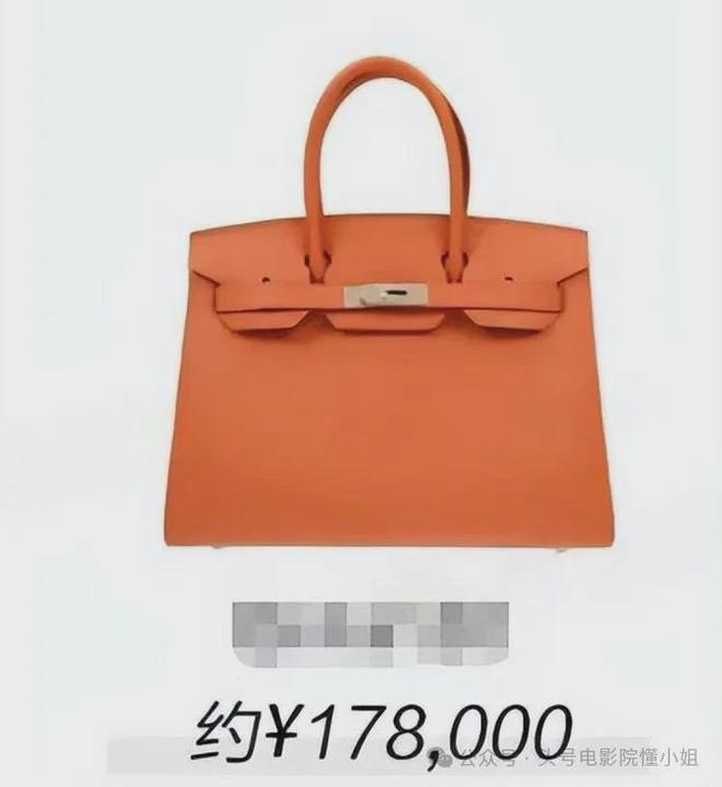 58岁侯勇老来得子！三婚老婆小20多岁，满身名牌，逛街拎18万包包-第26张图片-旧杳电影网