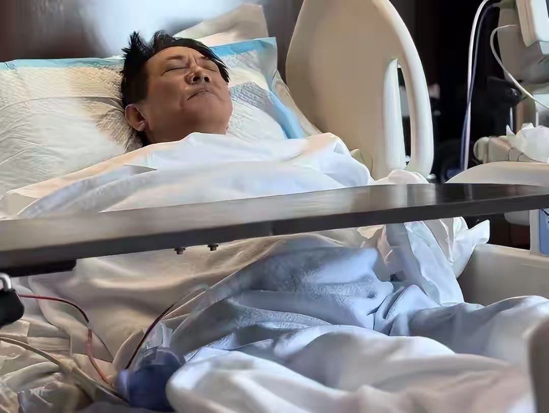 谣言离谱到李连杰脱衣服自证清白，如今容光焕发，坦然面对一切-第8张图片-旧杳电影网