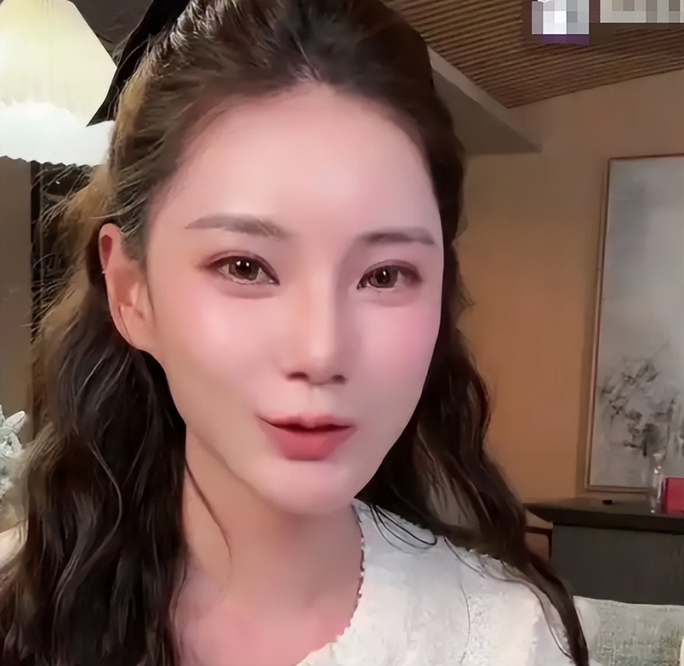 马筱梅不再隐瞒！直播掀上衣展示孕肚，大S担心的事还是发生了-第4张图片-旧杳电影网