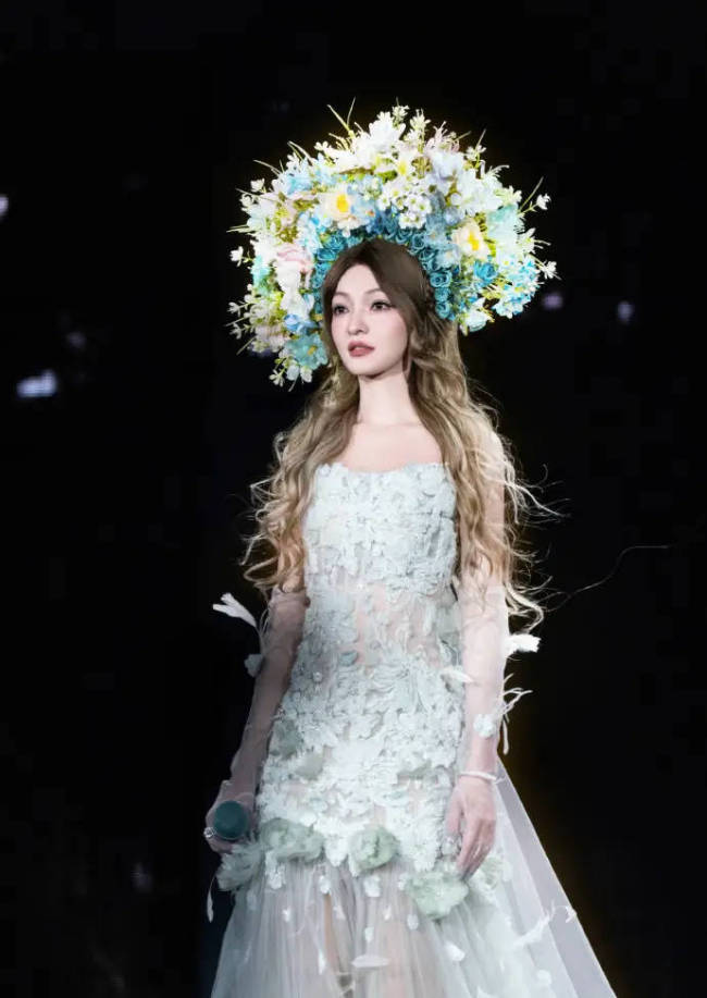 张韶涵前造型师回应裁员裁到大动脉 称离职与网暴无关-第3张图片-旧杳电影网