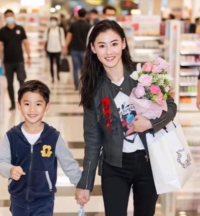 谢贤也没想到，才45岁的张柏芝就立了遗嘱，令人担心的事发生了！-第7张图片-旧杳电影网