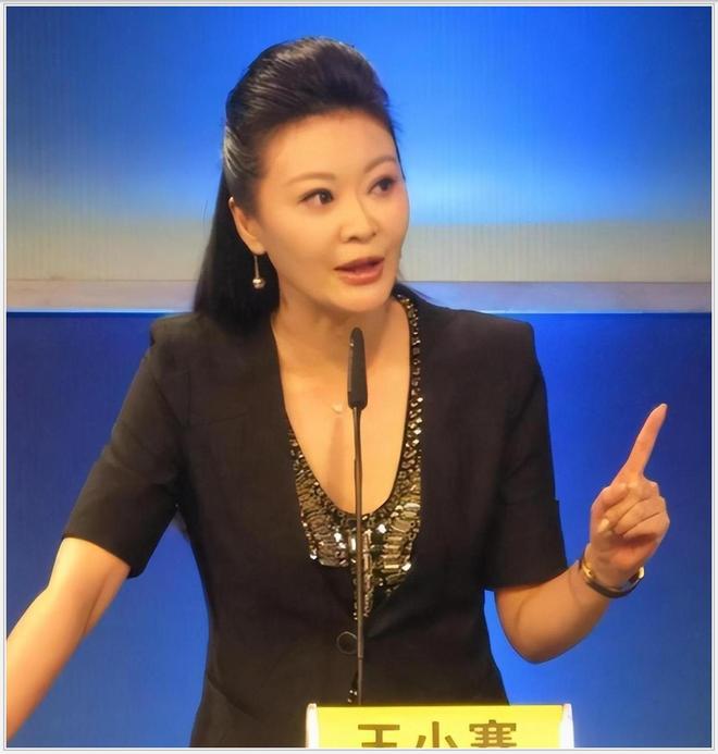 钱再多有什么用？名利双收的王小骞，崩溃大哭为11岁女儿操碎了心-第3张图片-旧杳电影网