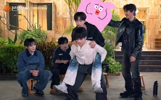 年底综艺被“再就业爱豆”挤爆了_1-第5张图片-旧杳电影网