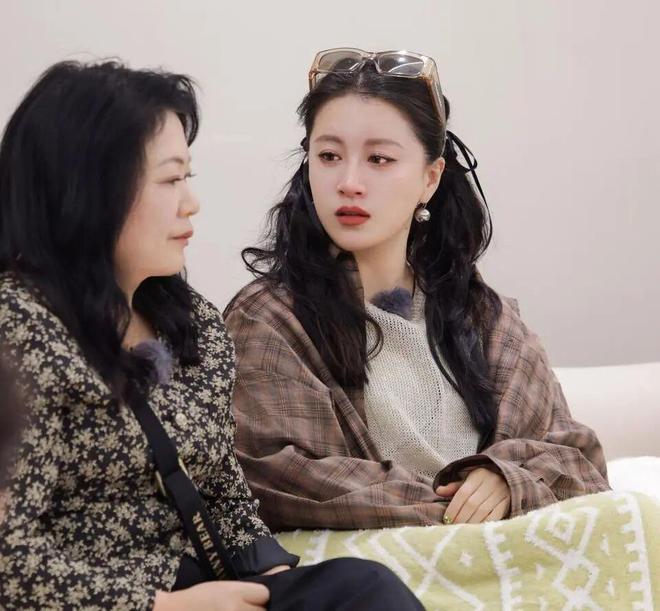 她小9岁的男友，比爱奇艺原副总裁强太多！-第5张图片-旧杳电影网