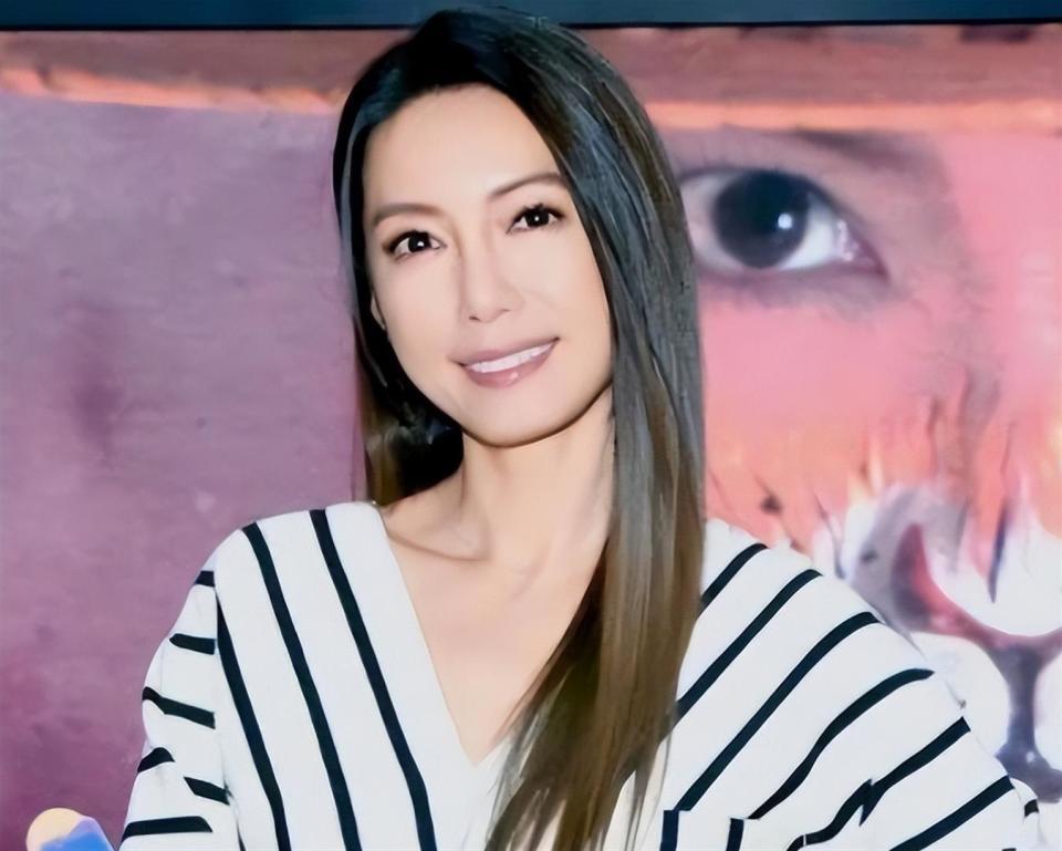 她出道31年绯闻不断，无戏可拍后当了瑜伽老师，46岁嫁给普通厨师-第5张图片-旧杳电影网