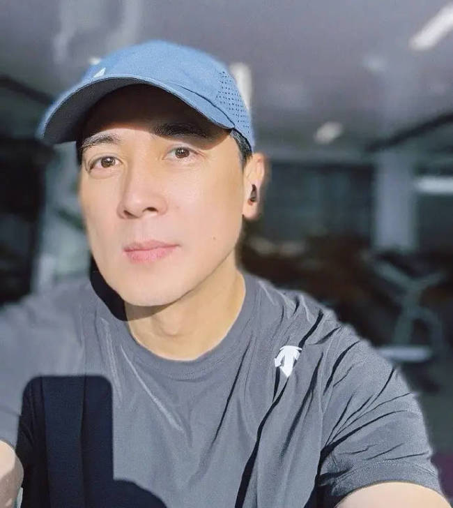 保剑锋发文疑似回应黄慧颐：编造也要编得高级一点-第2张图片-旧杳电影网