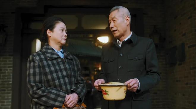 央视年代剧《老舅》开播！看完4集，我断言：这部剧又要火向全国-第52张图片-旧杳电影网