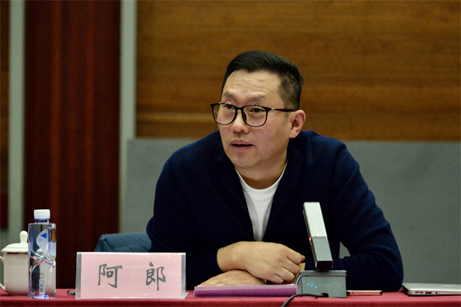 《我就是光》研讨会 专家学者为影片建言献策-第8张图片-旧杳电影网