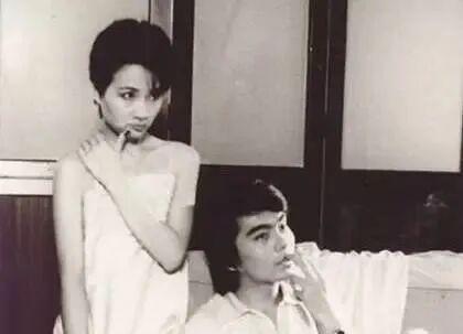 何晴葬礼结束了,也该还许亚军一个清白了-第6张图片-旧杳电影网 何晴葬礼结束了,也该还许亚军一个清白了-第6张图片-旧杳电影网