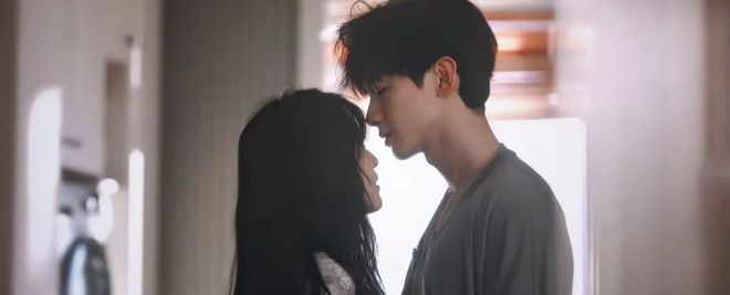 20年了,台偶导演仍能示范爱情的拍法-第7张图片-旧杳电影网 20年了,台偶导演仍能示范爱情的拍法-第7张图片-旧杳电影网