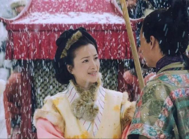 一个时代审美的终结：美人何晴，温柔亦有筋骨-第2张图片-旧杳电影网