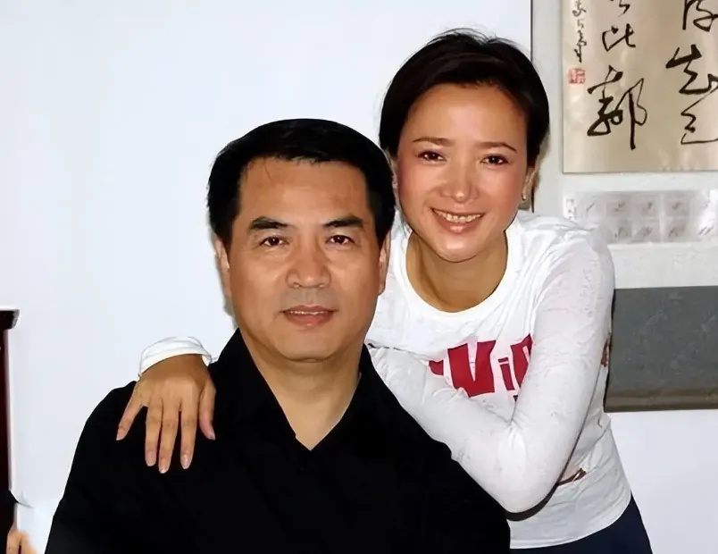 何晴生前最大谣言！没有再婚嫁廖京生，唯一一段婚姻是和许亚军-第5张图片-旧杳电影网