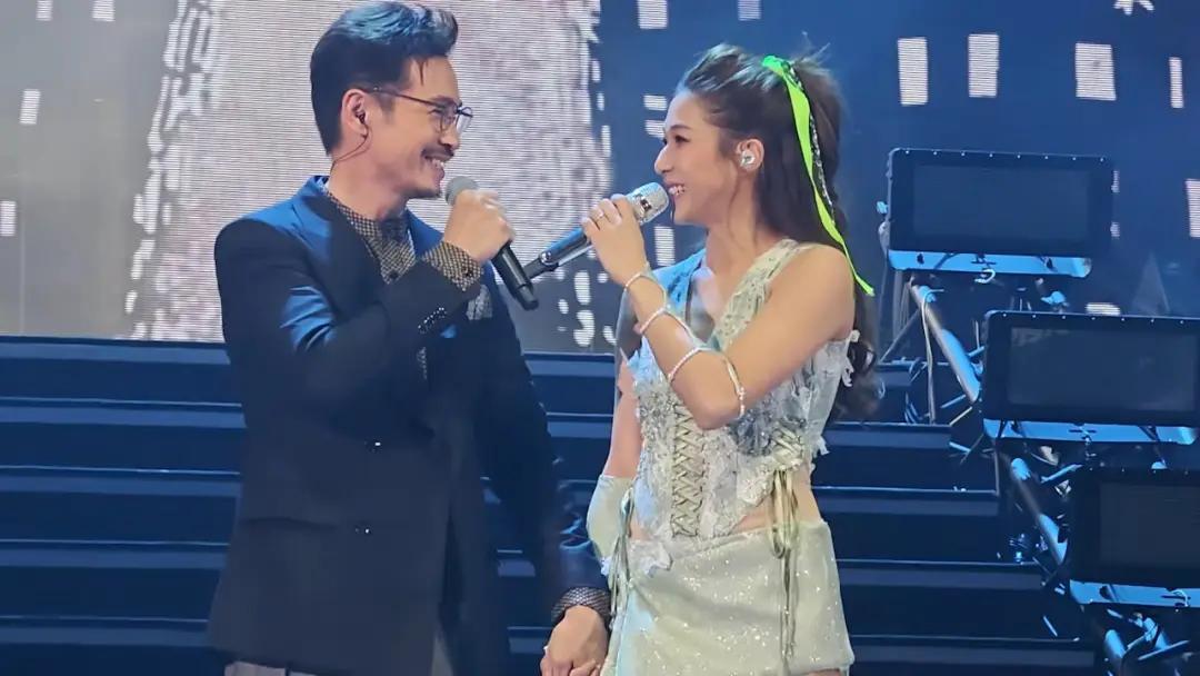 41岁前TVB花旦广州开演唱会，两届视帝惊喜现身开金口唱歌-第2张图片-旧杳电影网